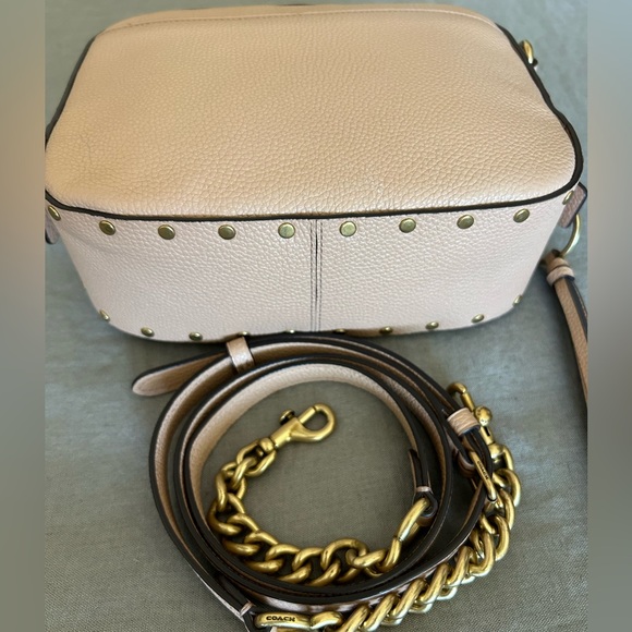 COACH Crystal Rivet Pebble Leather Camera Bag Crossbody in Nude Pink - Picture 10 of 12